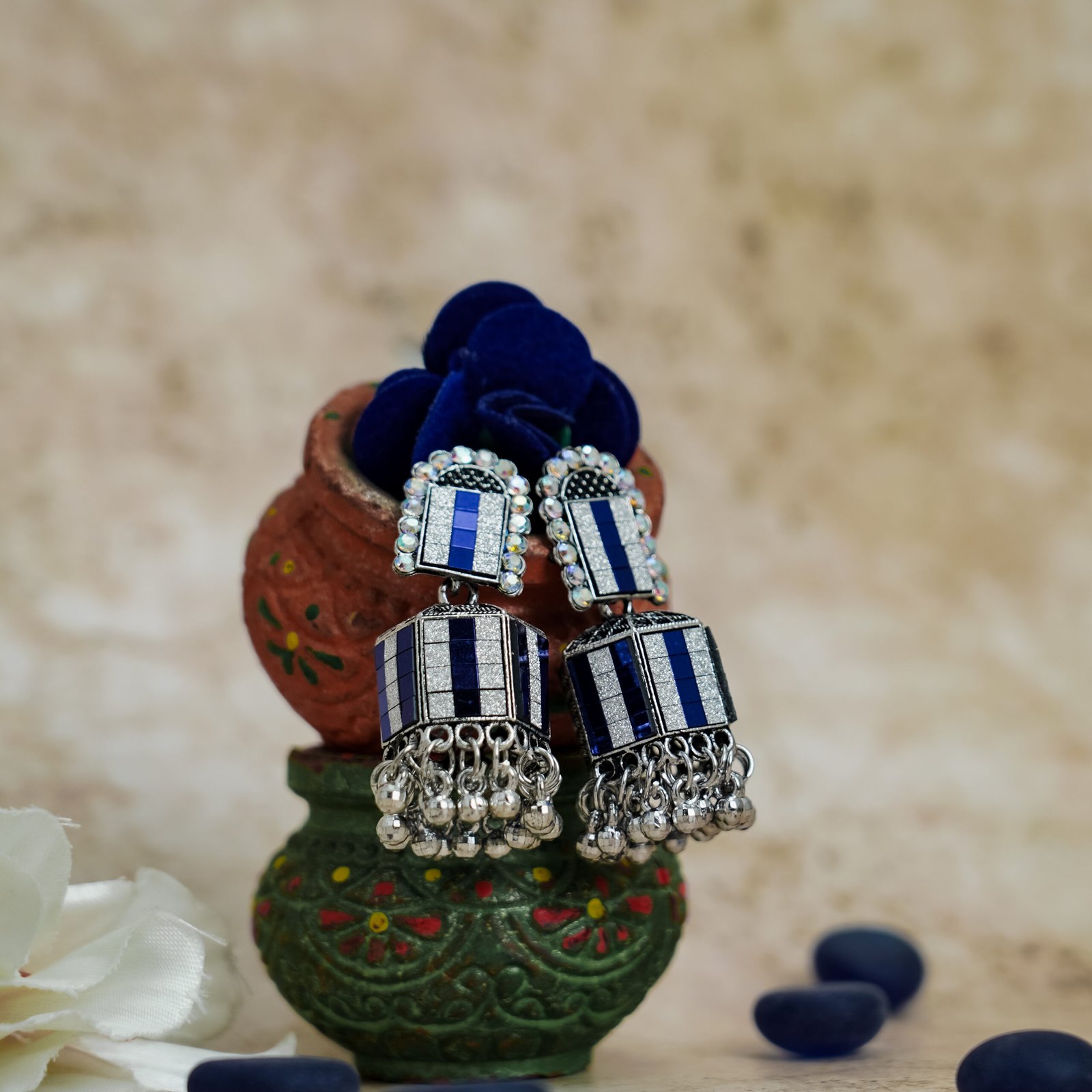 JUMKA-0034_2-1-scaled-1.jpg