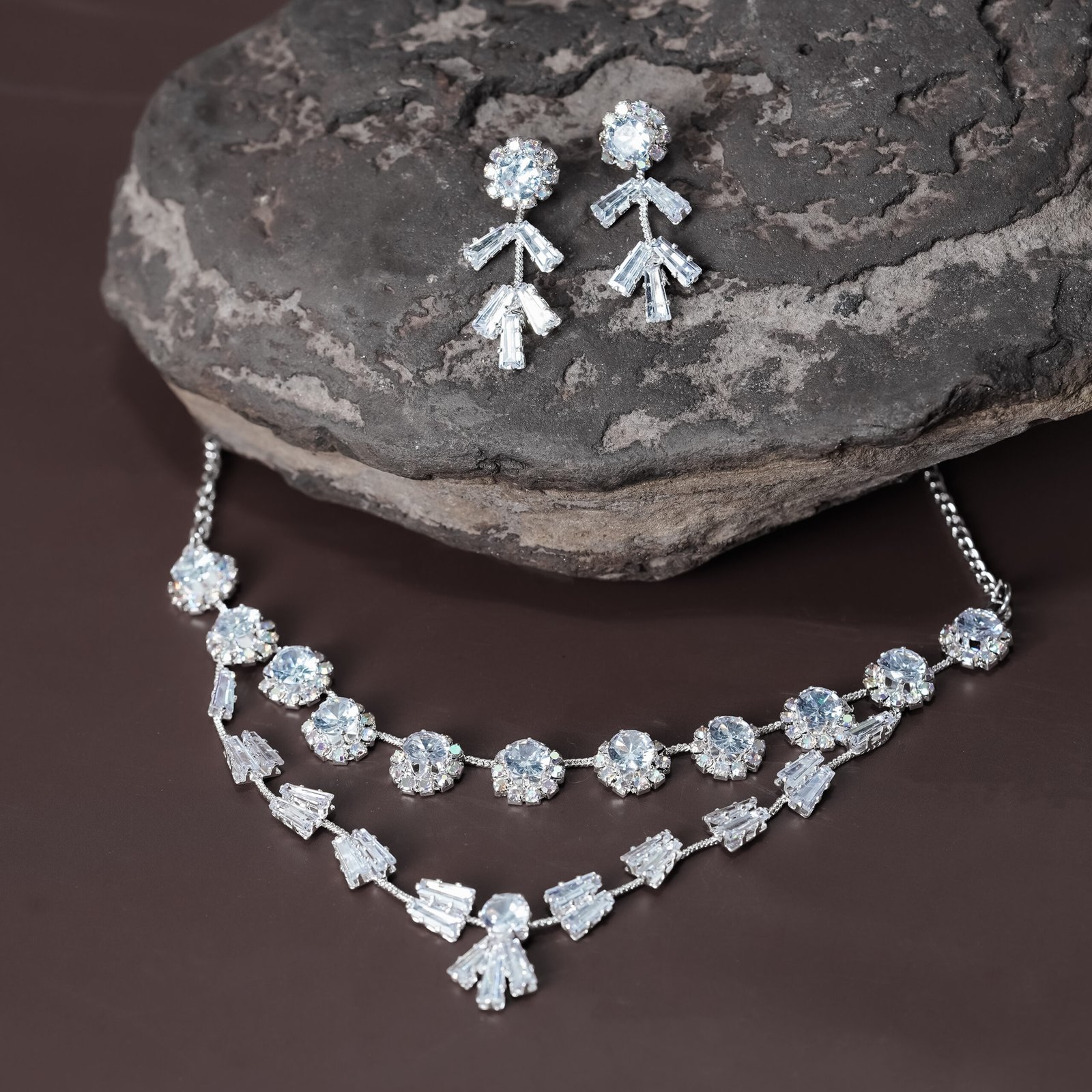 NECKLACE-9004_3-1-scaled-1.jpg