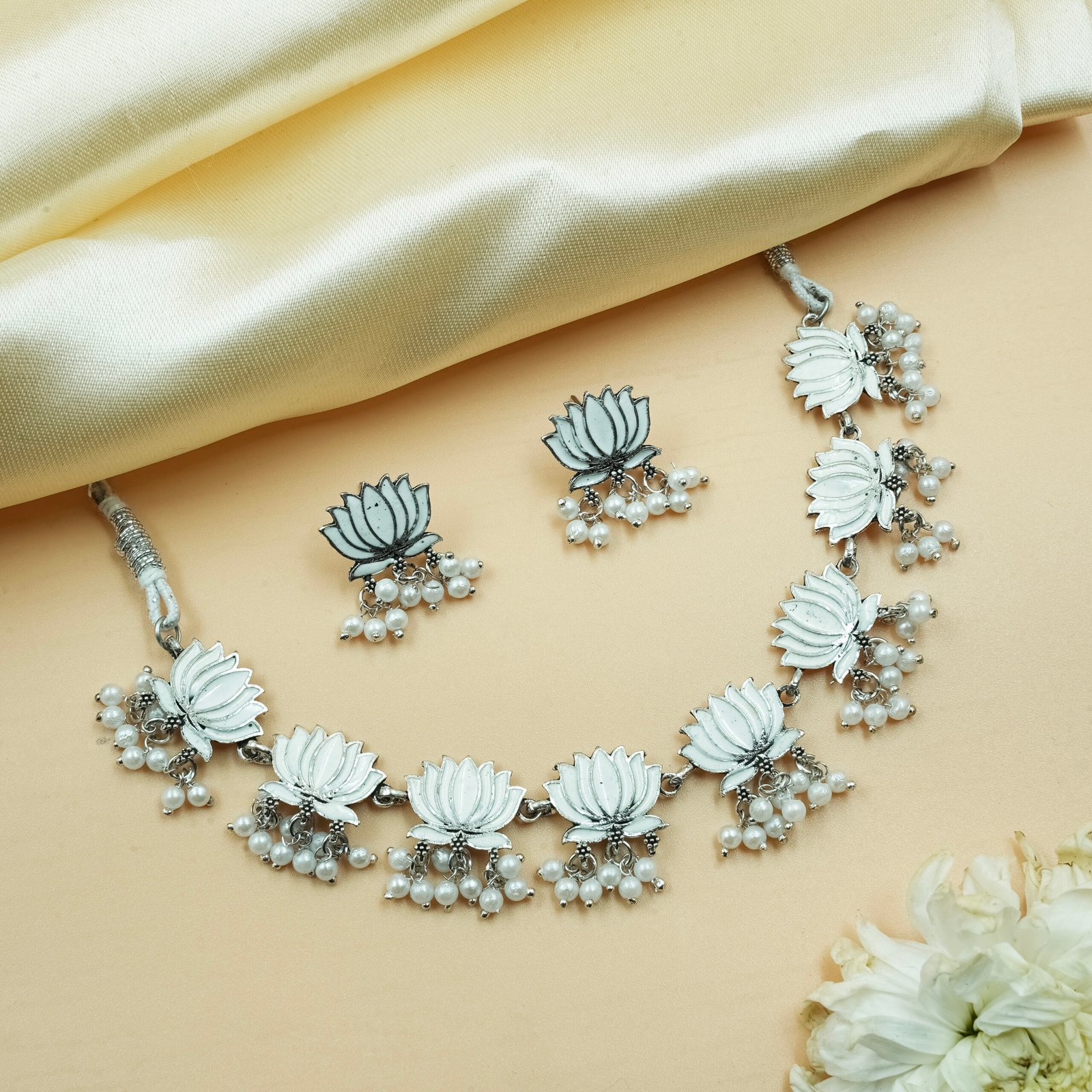 NECKLACE9072_5-scaled-1.jpg