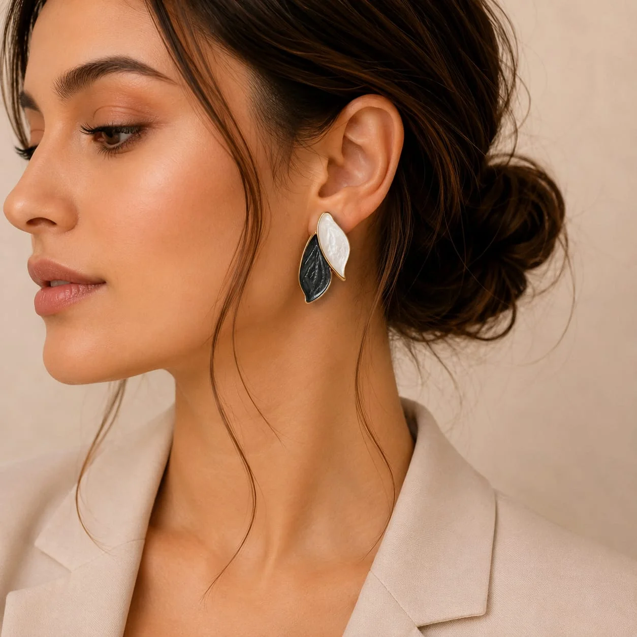 Black and White Enamel Leaf Earrings for Women - Image 2