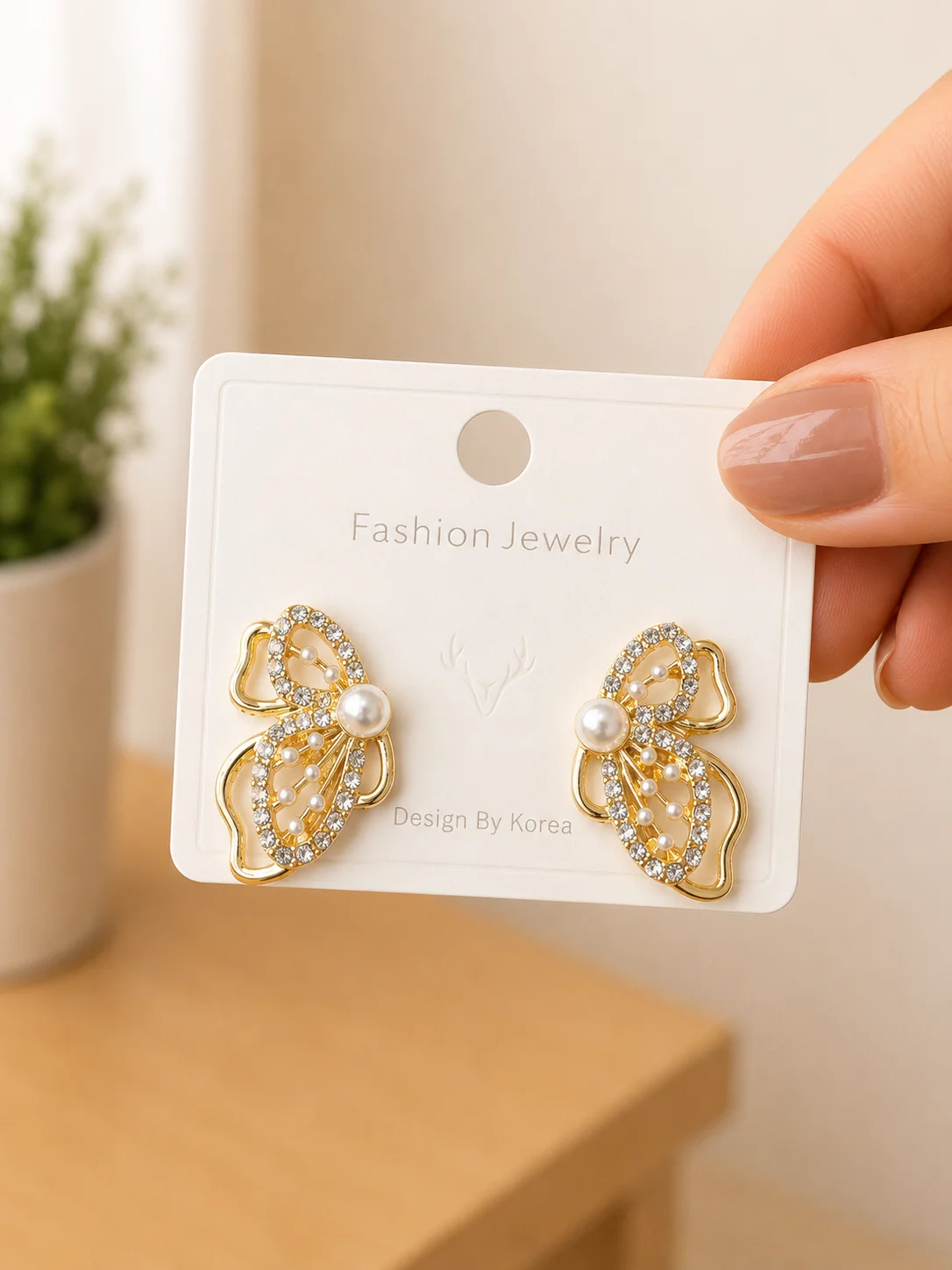Crystal Butterfly Pearl Stud Earrings for Women - Image 4