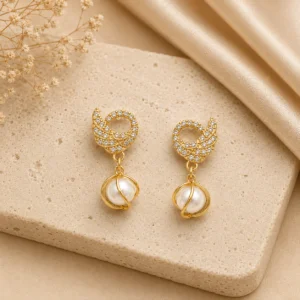Crystal Leaf Pearl Drop Earrings for Women - Image 3