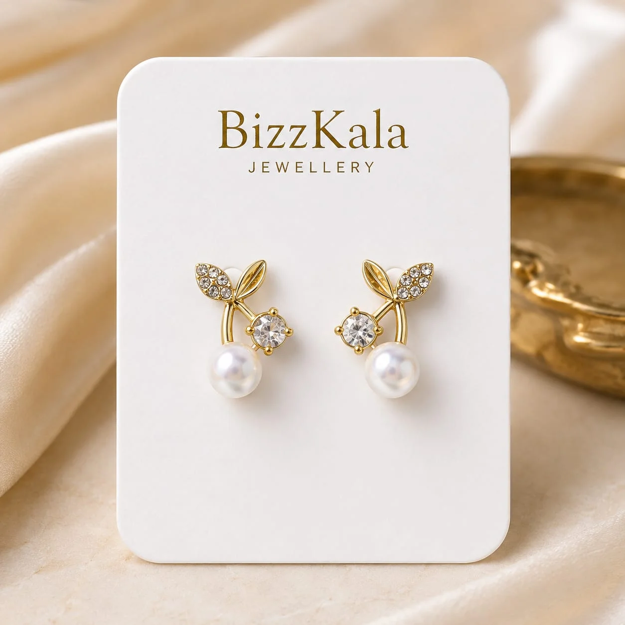 Crystal Leaf Pearl Stud Earrings for Women - Image 1