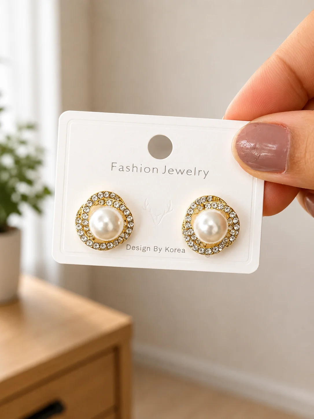 Pearl Crystal Halo Stud Earrings for Women - Image 4