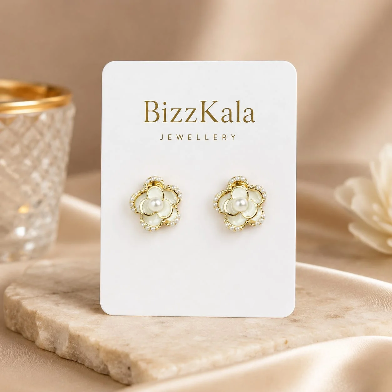 Pearl Flower Stud Earrings for Women - Image 1
