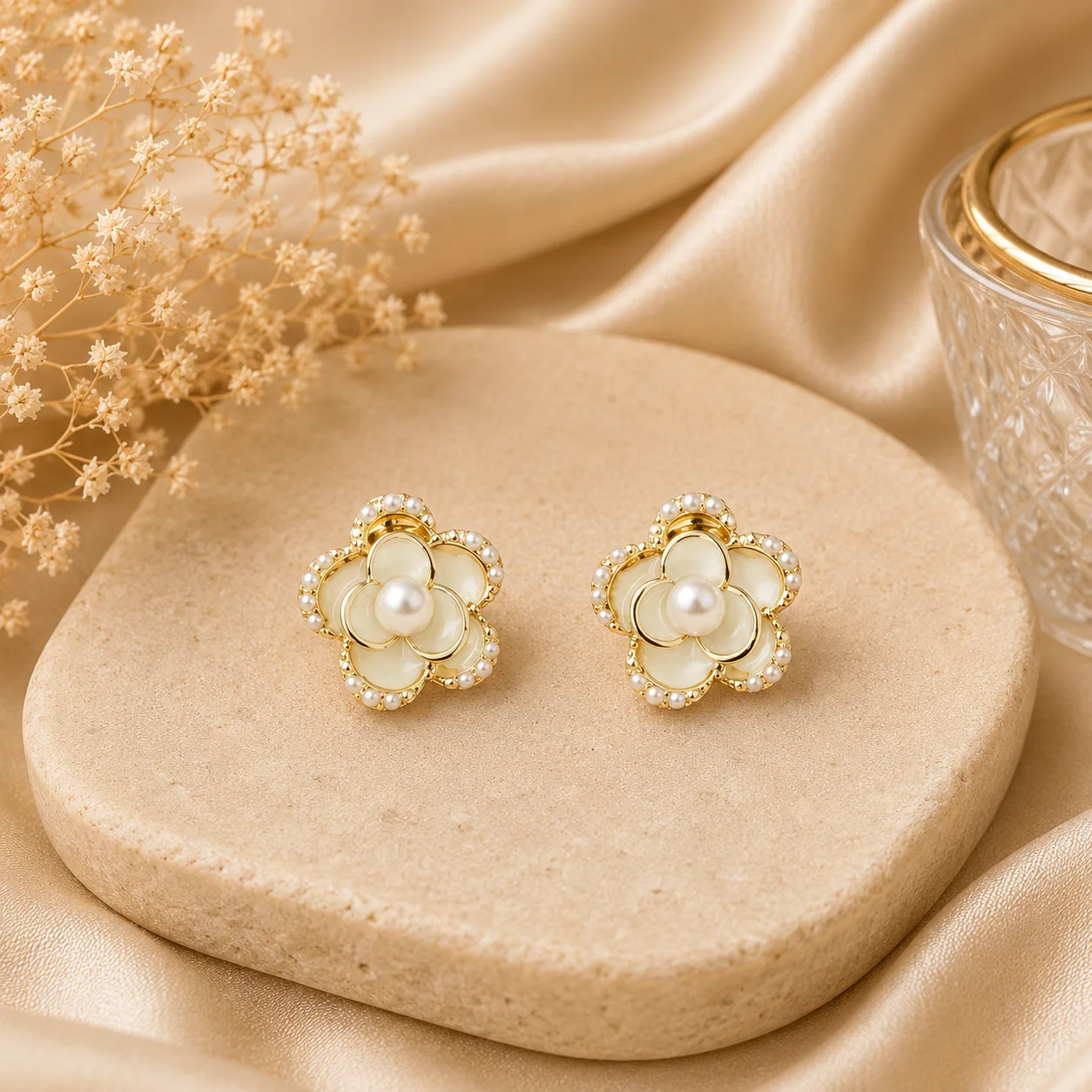 Pearl Flower Stud Earrings for Women - Image 3
