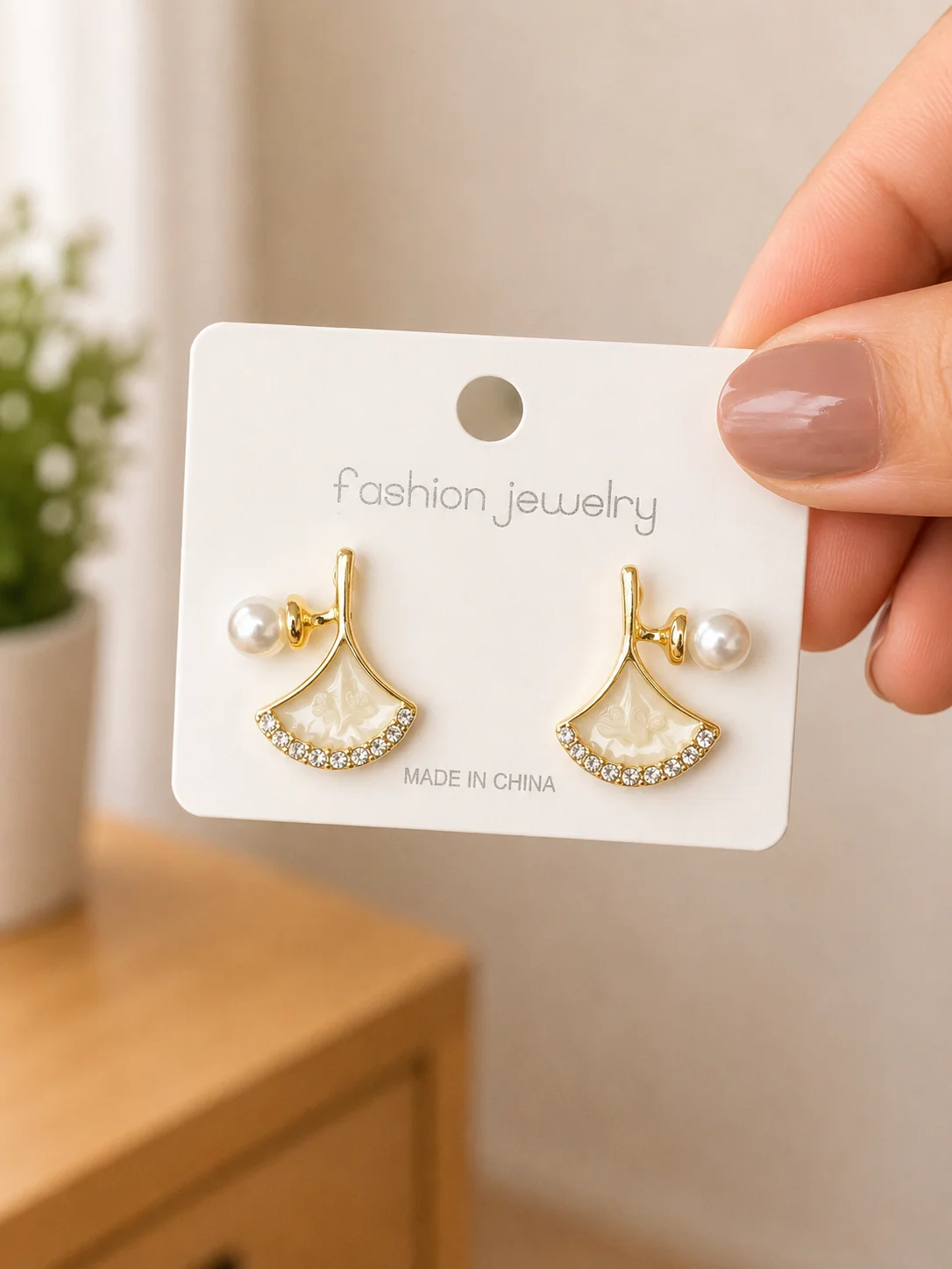 White Leaf Pearl Stud Earrings for Women - Image 4