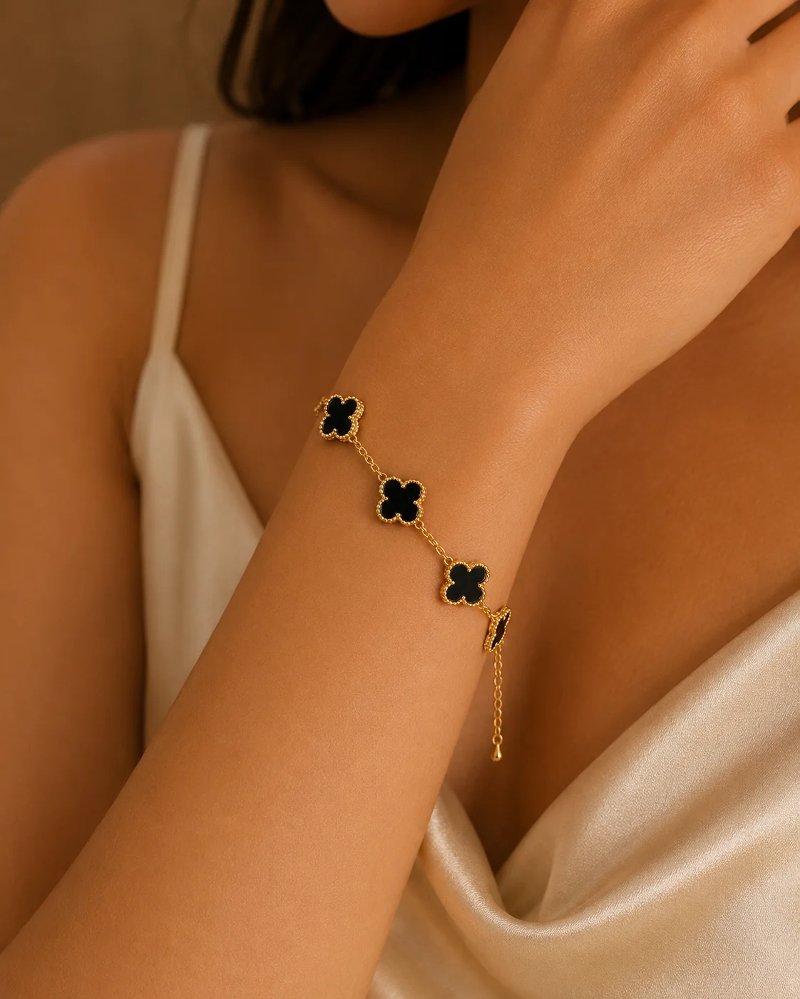 Black Clover Bracelet for Women - Image 2